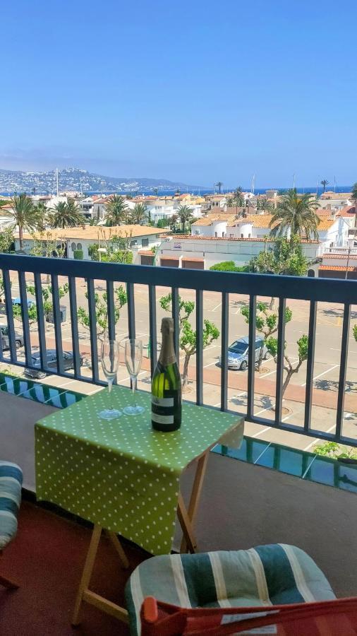 Summer Breeze Apartment Емпуриабрава Екстериор снимка